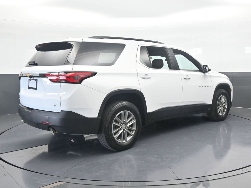 Used 2023 Chevrolet Traverse LT image 6