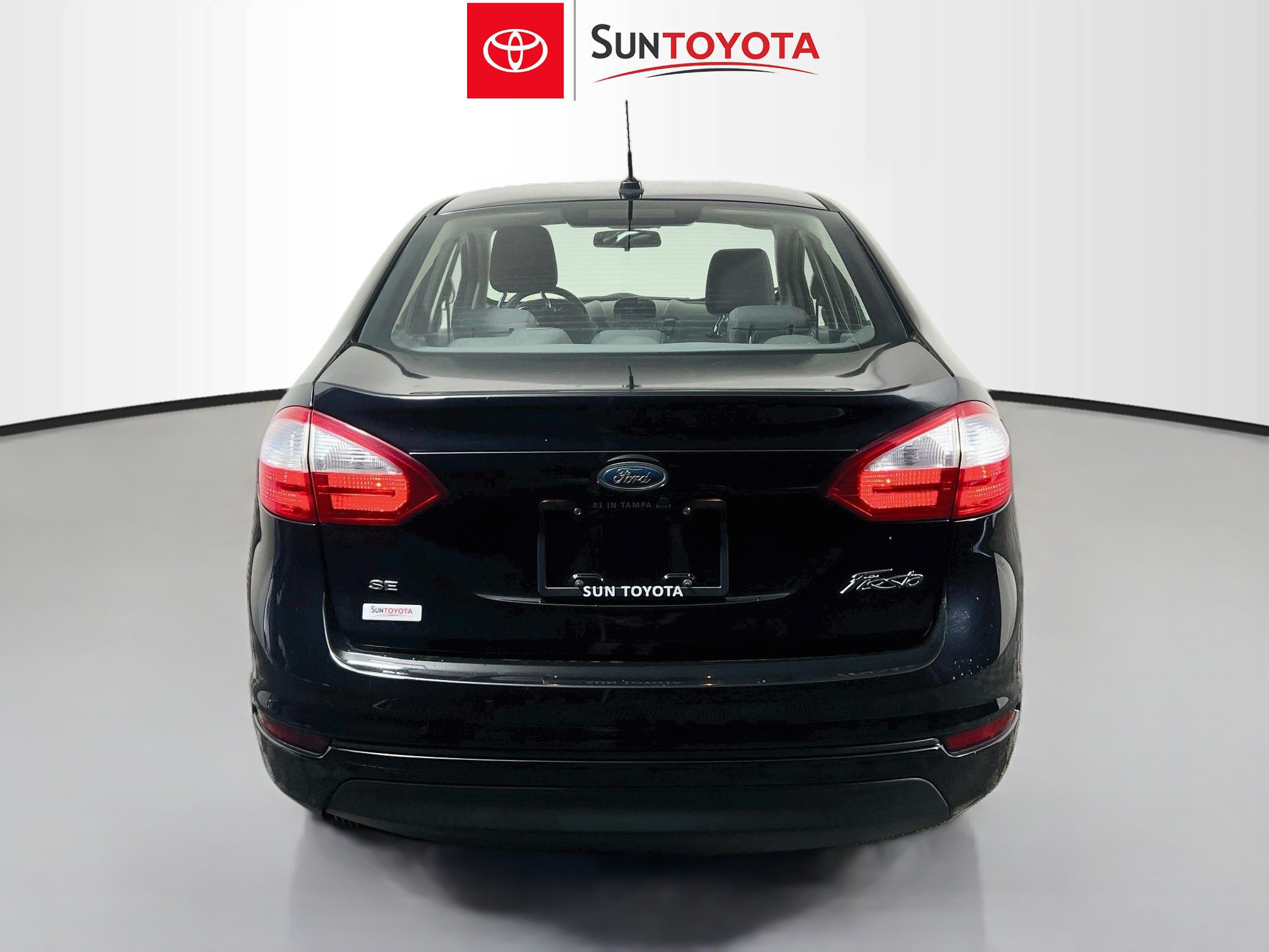 Used 2018 Ford Fiesta SE FWD image 5