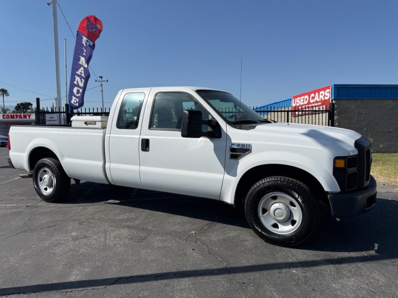 Used 2008 Ford F250 XL RWD image 2