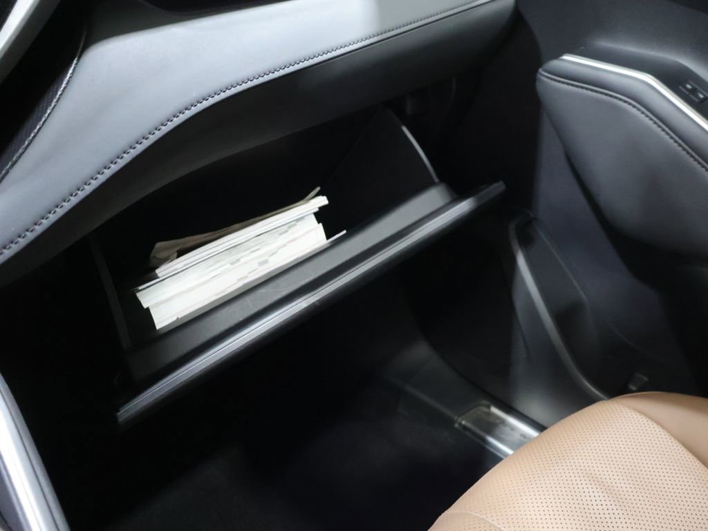 Used 2025 Toyota Highlander Limited AWD/4WD image 30