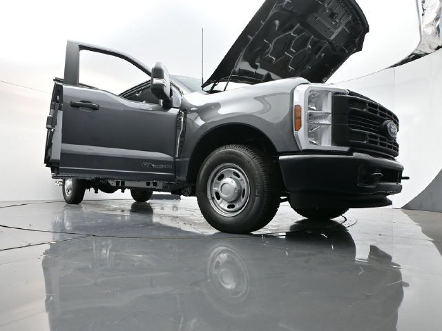 Used 2026 Ford F250 XL RWD image 34