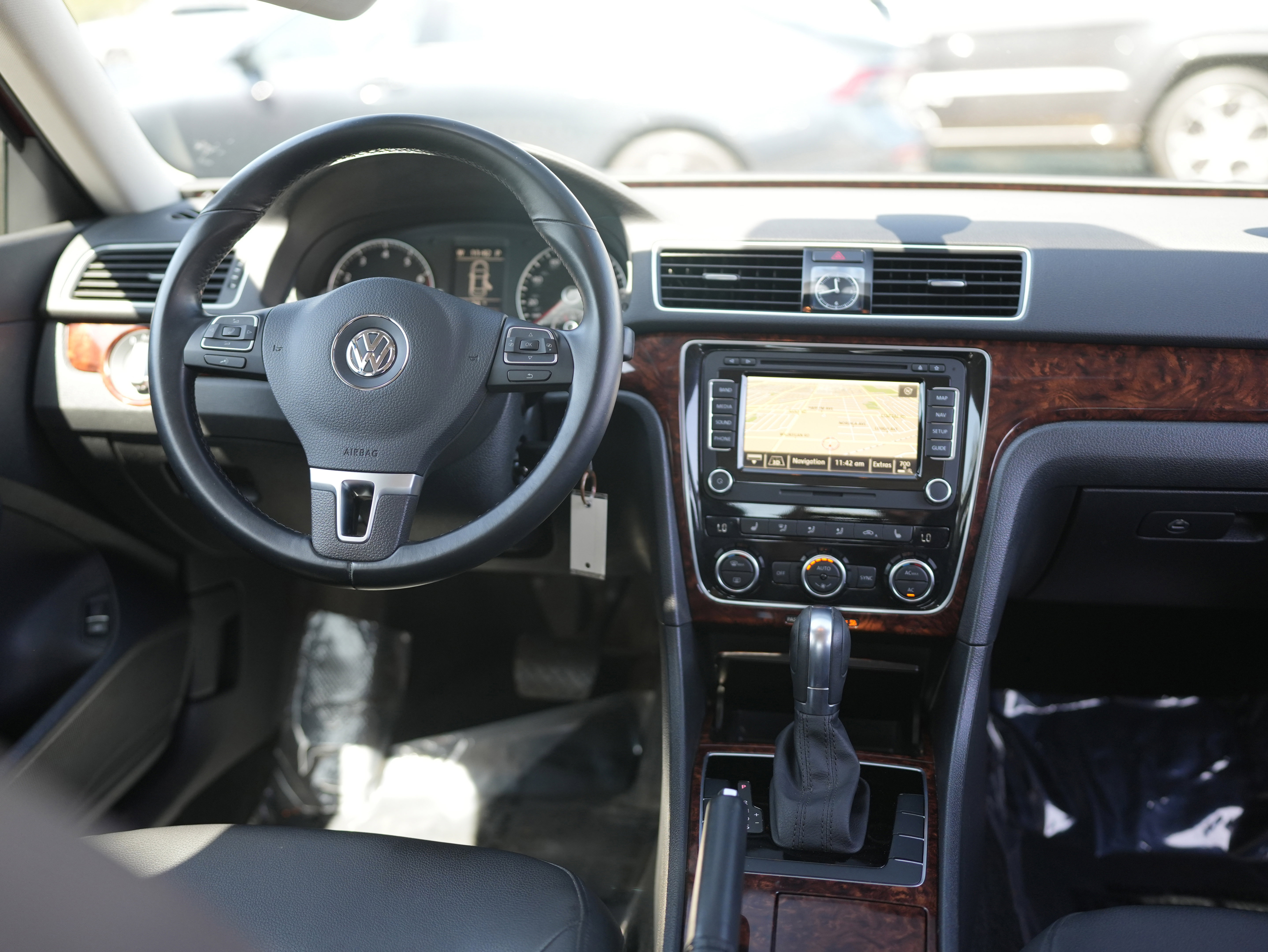 Used 2012 Volkswagen Passat 2.5 SEL image 26