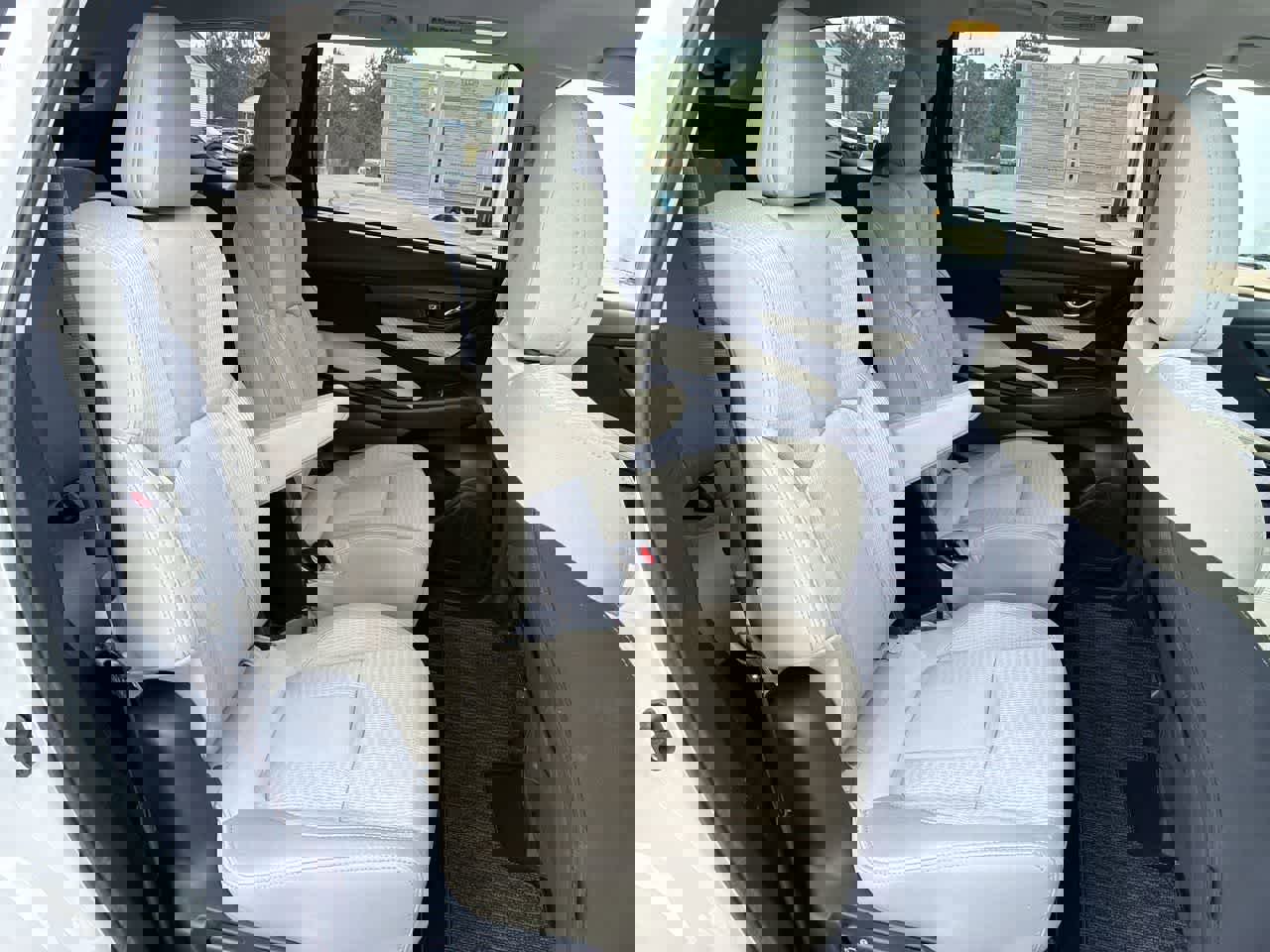 Used 2020 Subaru Ascent Premium w/ Convenience Package image 25