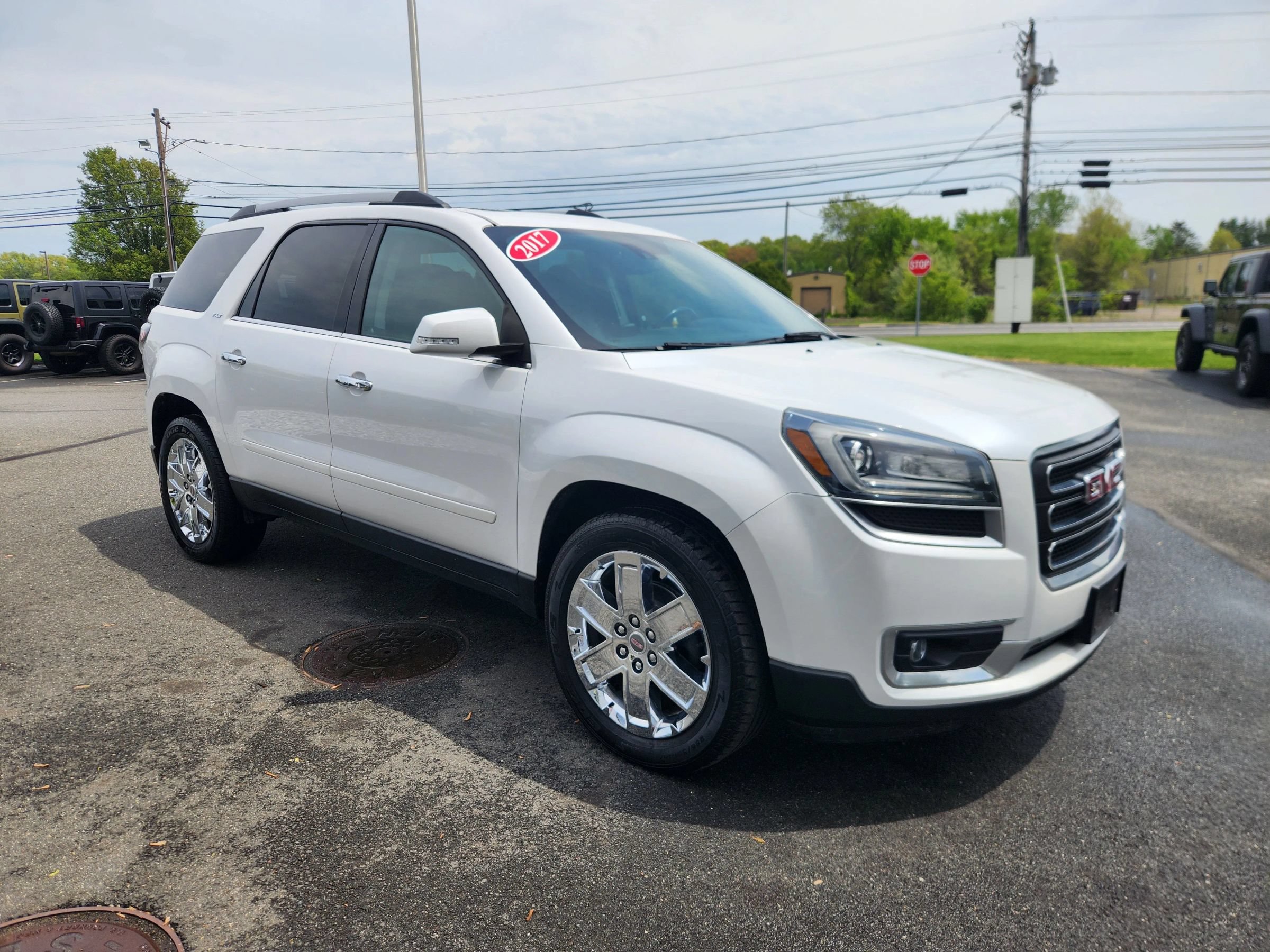 Used 2017 GMC Acadia Limited SLT AWD/4WD image 21
