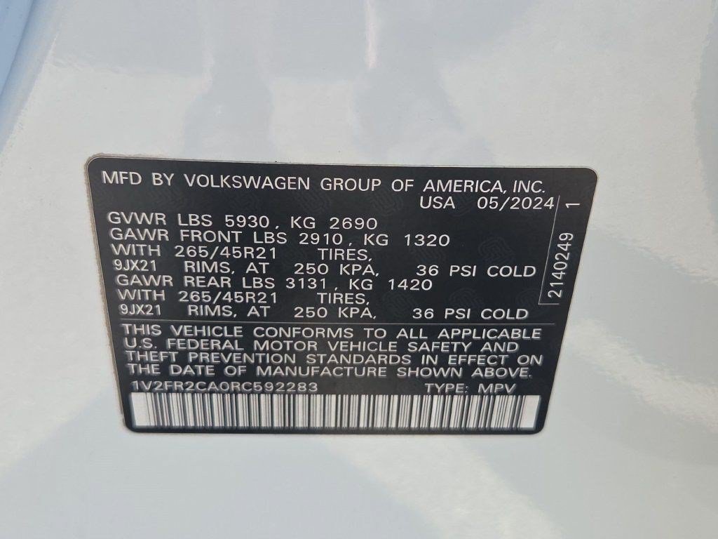 Used 2024 Volkswagen Atlas SEL Premium R-Line AWD/4WD image 35