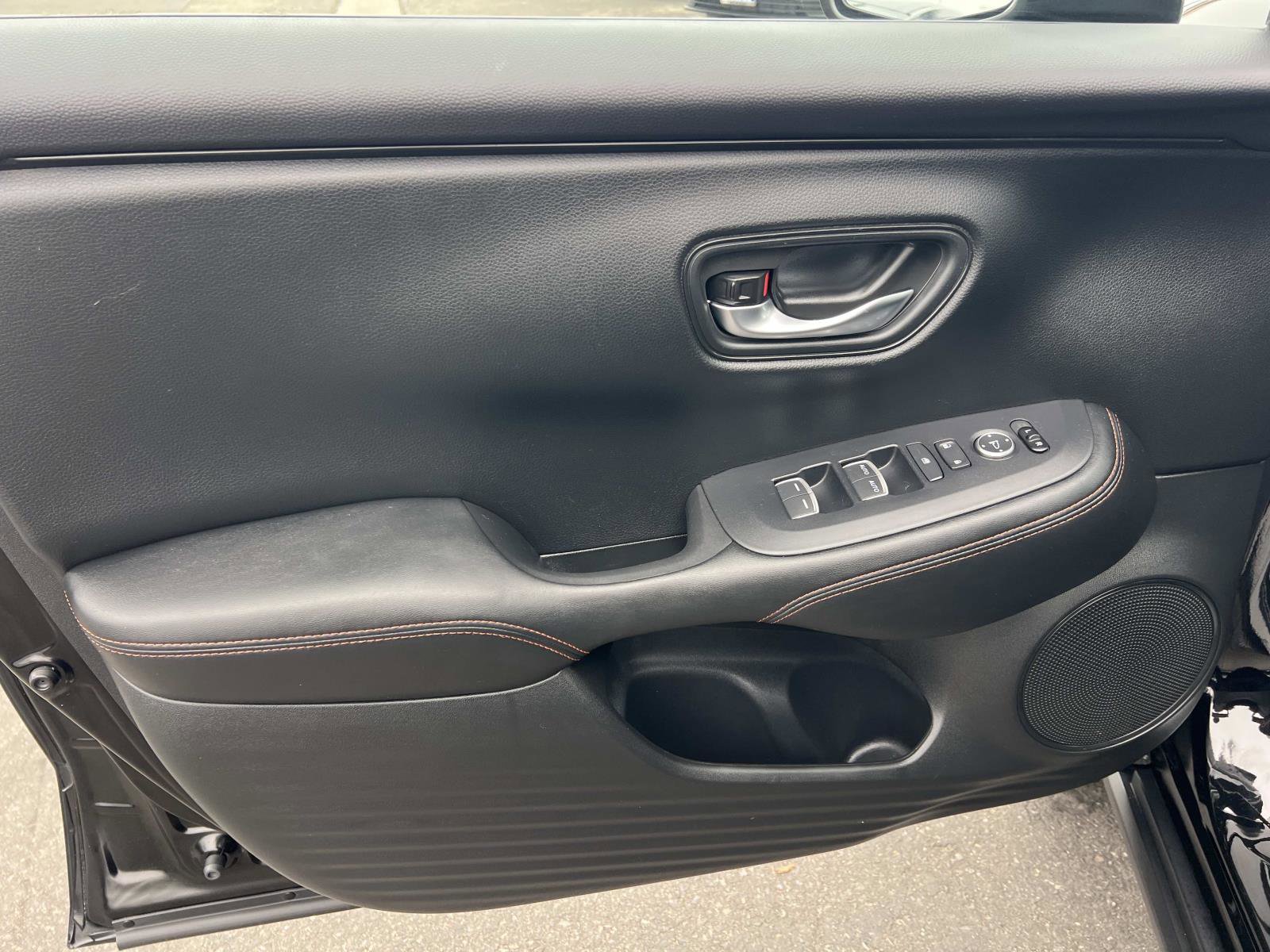 Used 2024 Honda HR-V Sport image 6