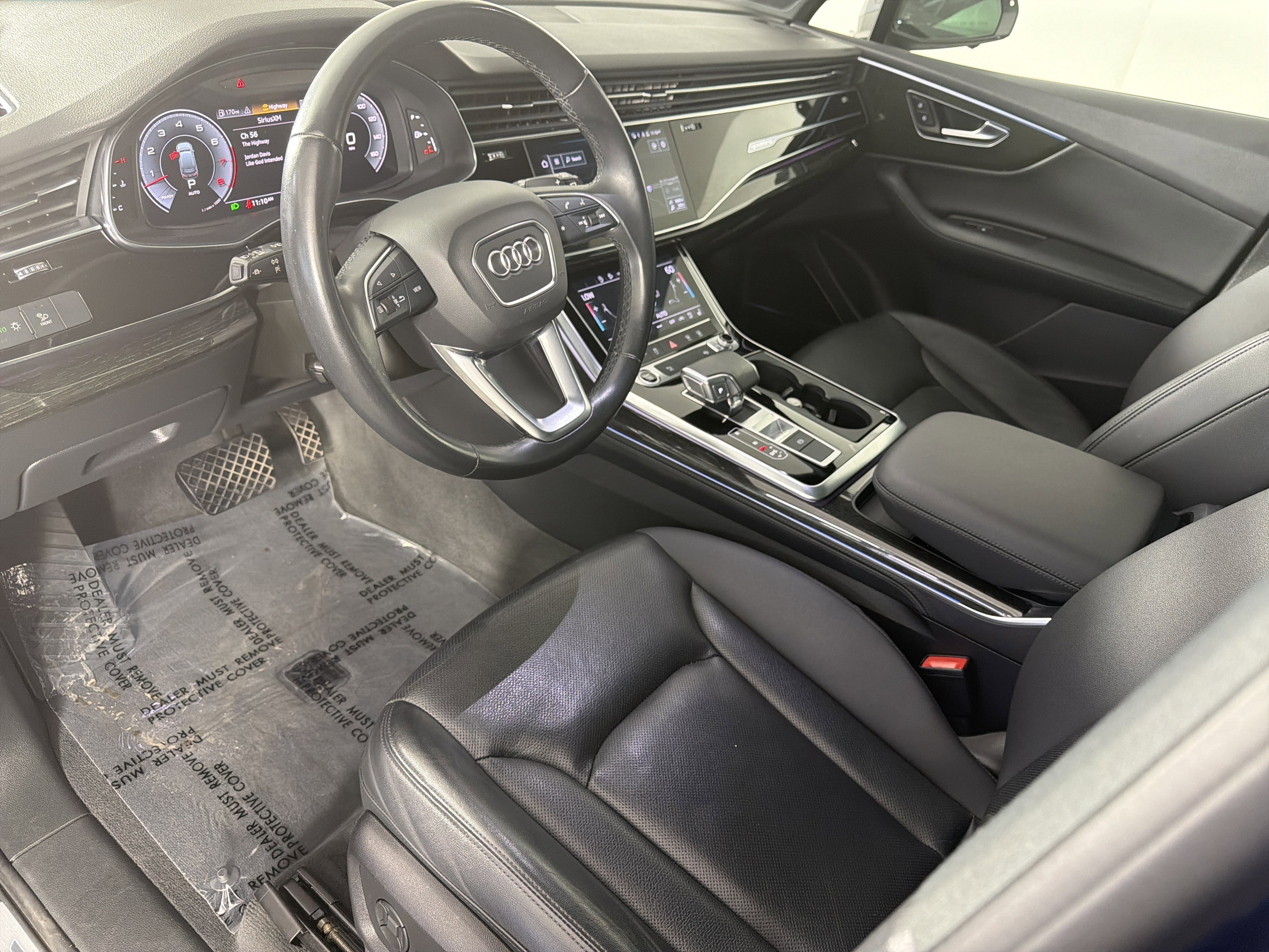Used 2022 Audi Q7 3.0T Premium Plus w/ Premium Plus Package AWD/4WD image 17