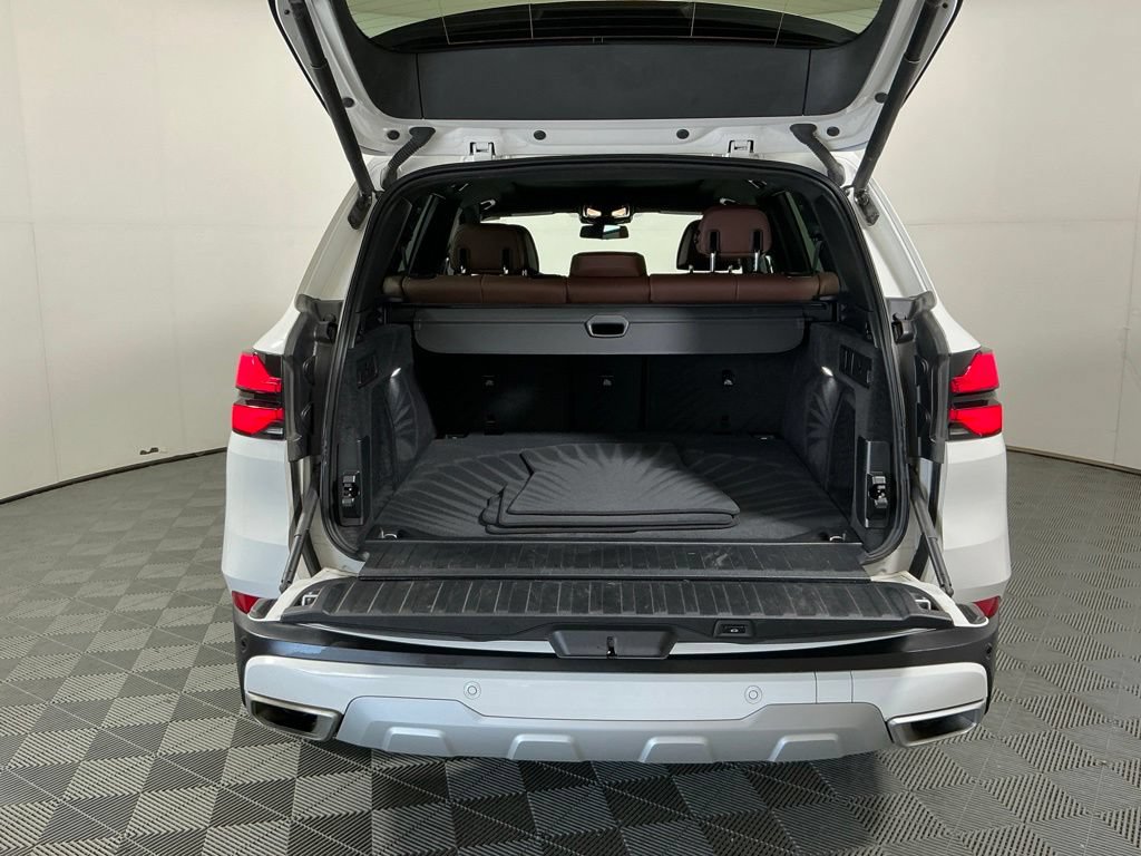 Used 2025 BMW X5 xDrive40i w/ Climate Comfort Package AWD/4WD image 28
