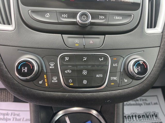 Used 2024 Chevrolet Malibu LT image 26