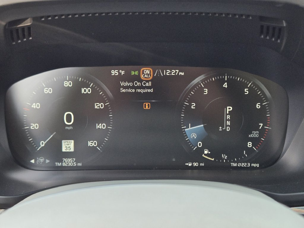 Used 2018 Volvo XC60 T5 Momentum w/ Convenience Package AWD/4WD image 21