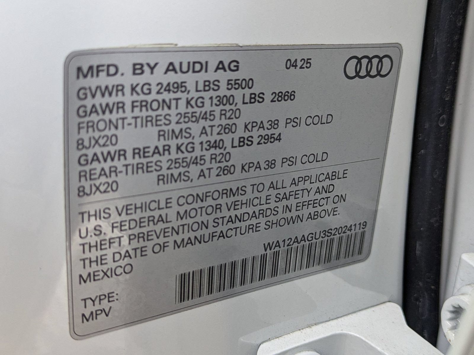 Used 2025 Audi Q5 Premium Plus w/ Premium Plus AWD/4WD image 16