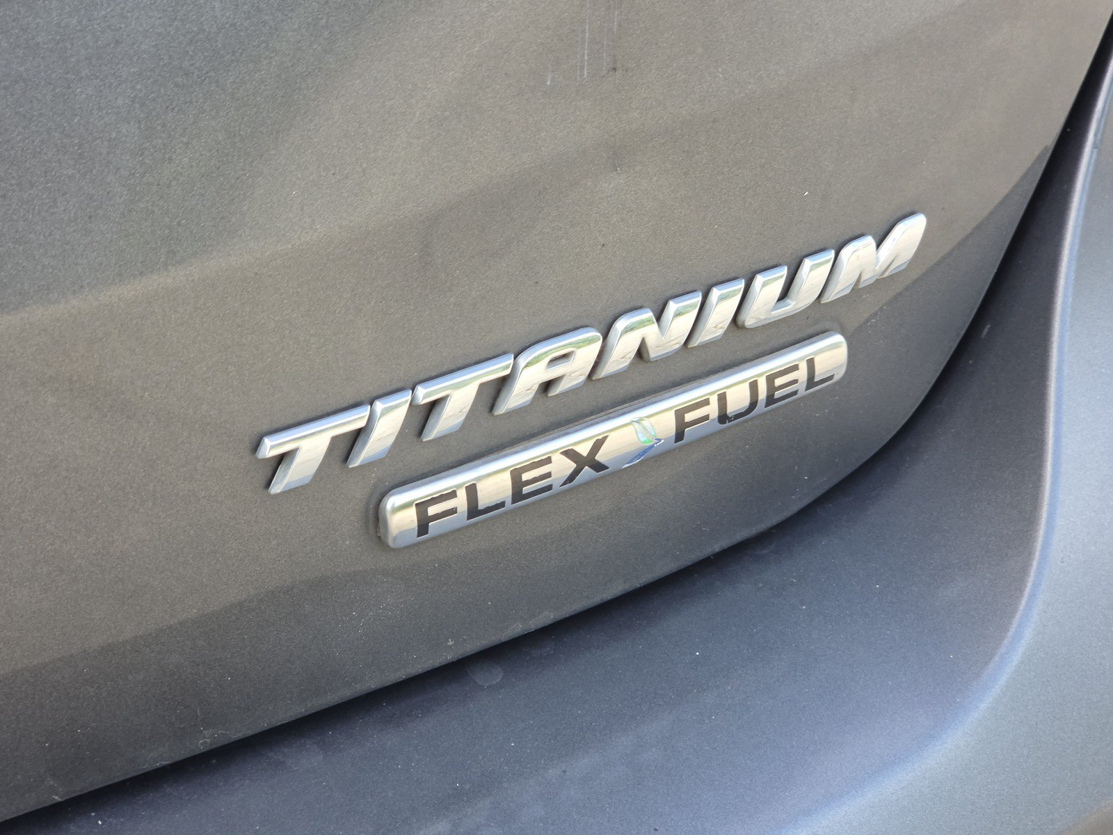 Used 2015 Ford Focus Titanium FWD image 4
