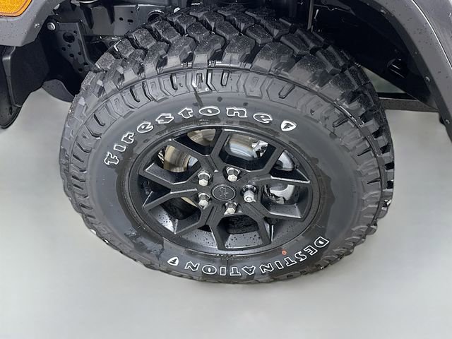 New 2025 Jeep Gladiator Sport image 28