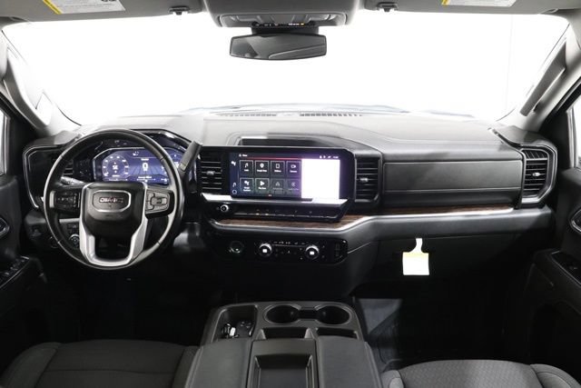 Used 2023 GMC Sierra 1500 Elevation AWD/4WD image 13