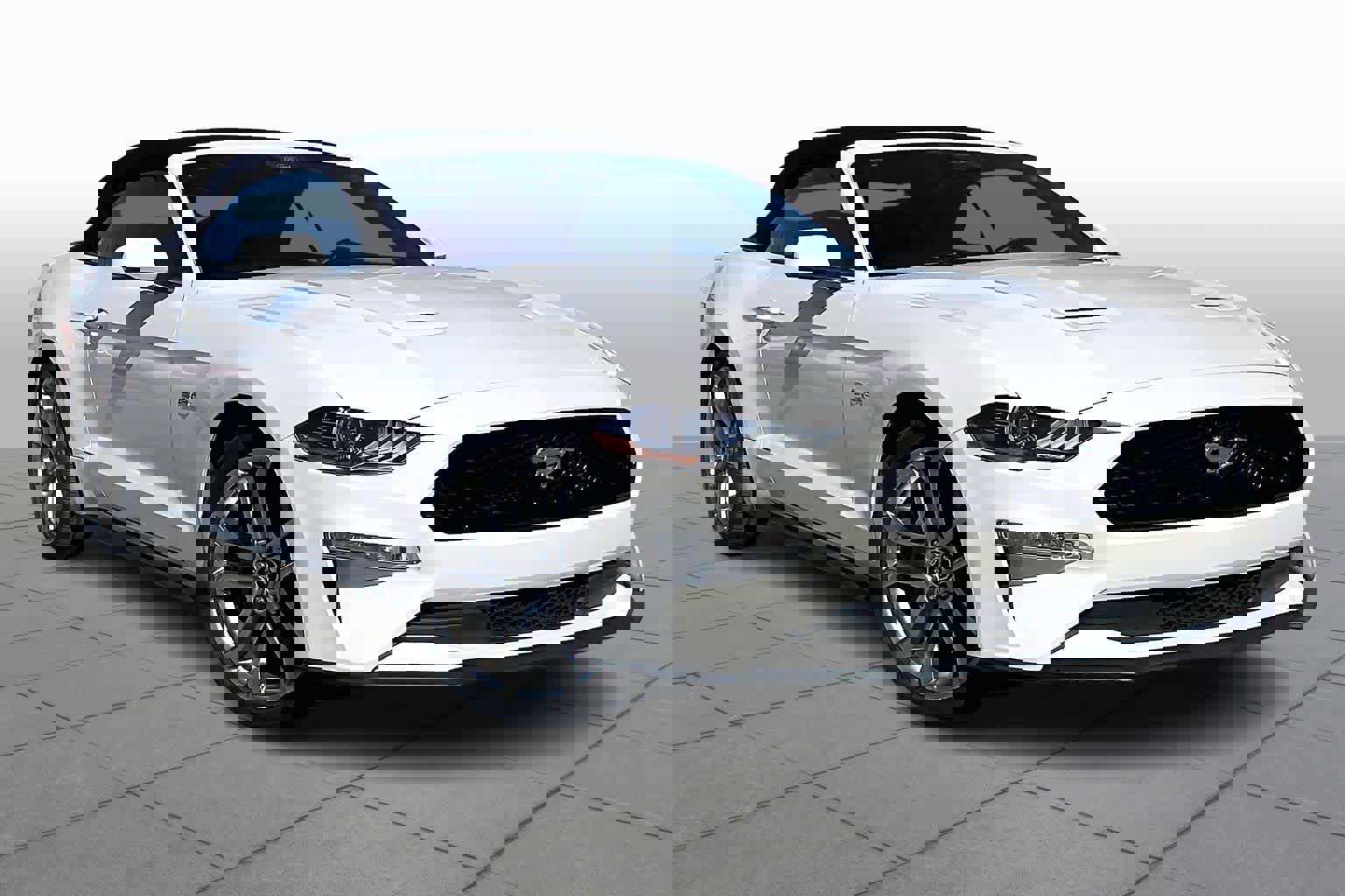 Used 2022 Ford Mustang GT Premium w/ Equipment Group 401A image 3