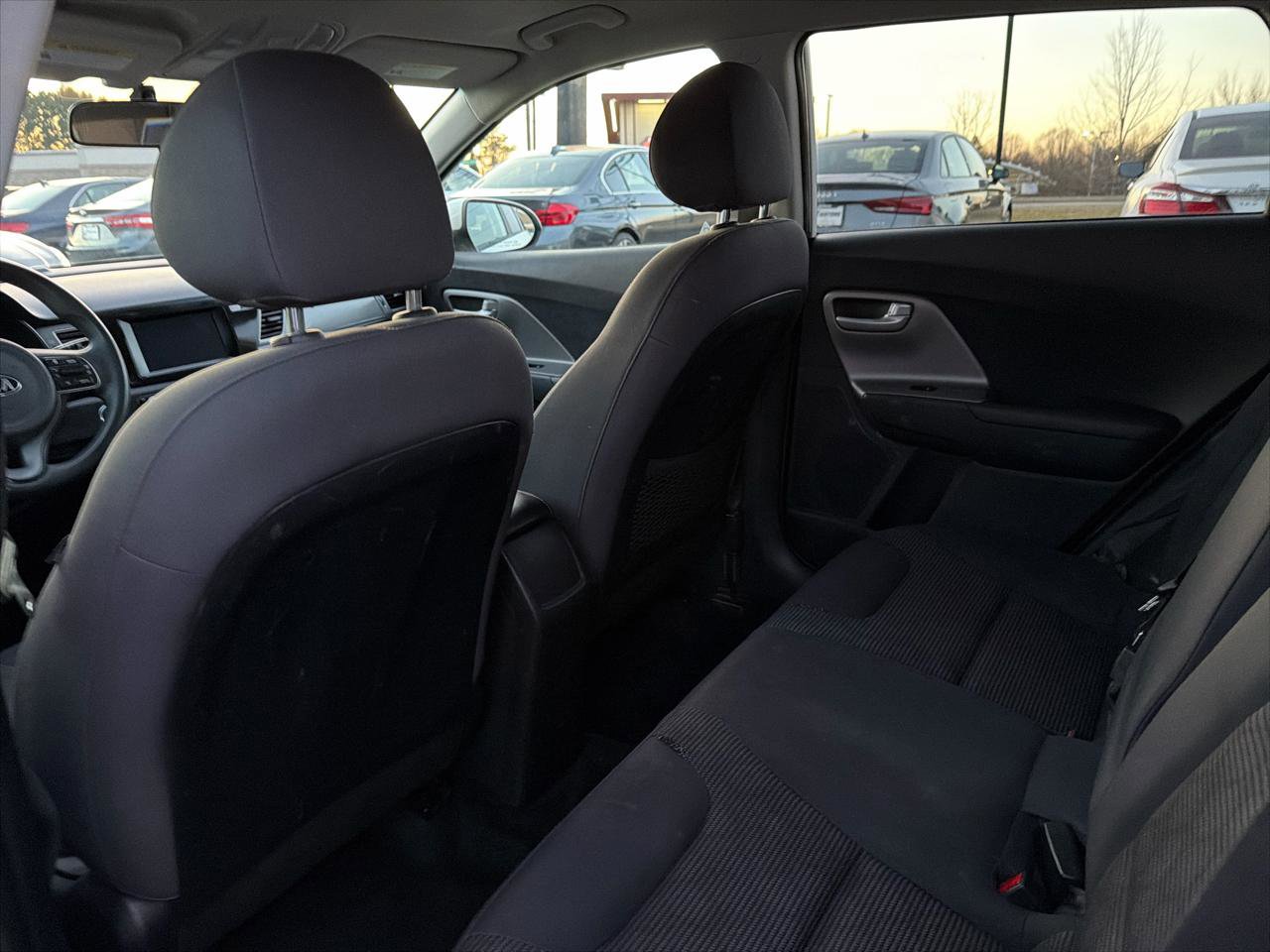 Used 2019 Kia Niro LX image 15