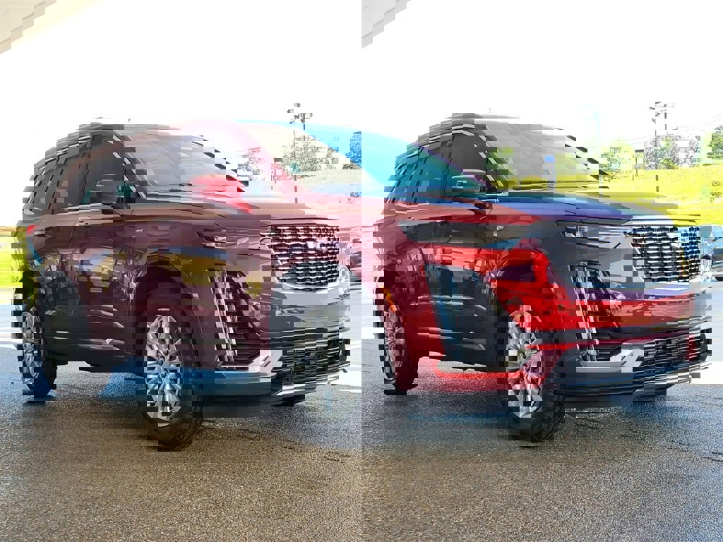 New 2025 Cadillac XT6 Luxury image 4