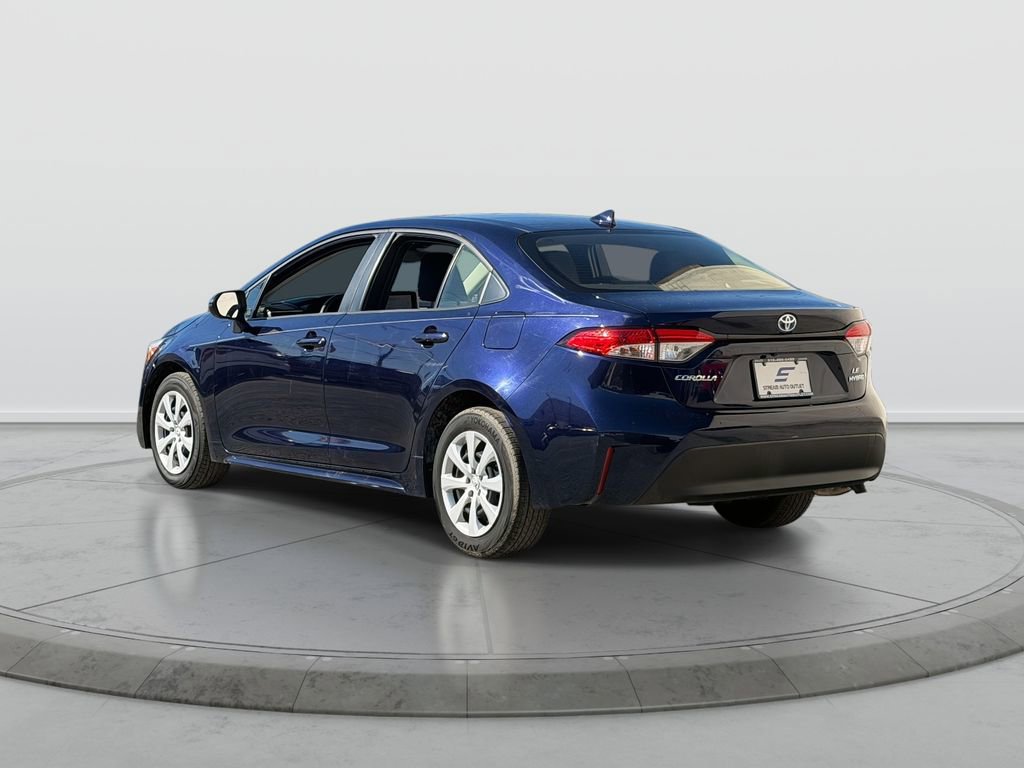 Used 2023 Toyota Corolla LE image 4