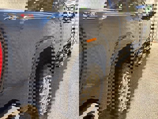 Used 2021 GMC Sierra 2500 SLT image 12