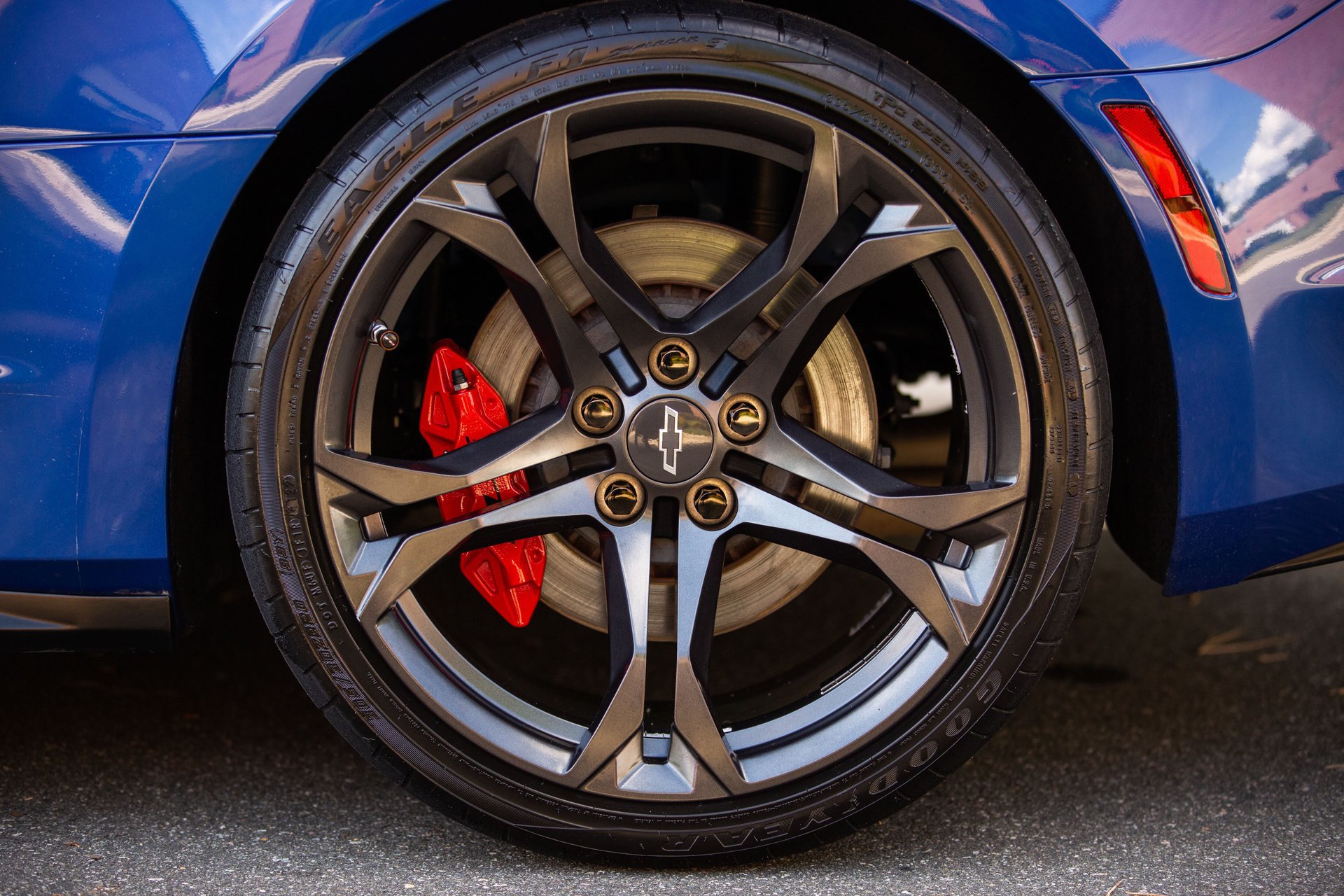 Used 2023 Chevrolet Camaro SS RWD image 27