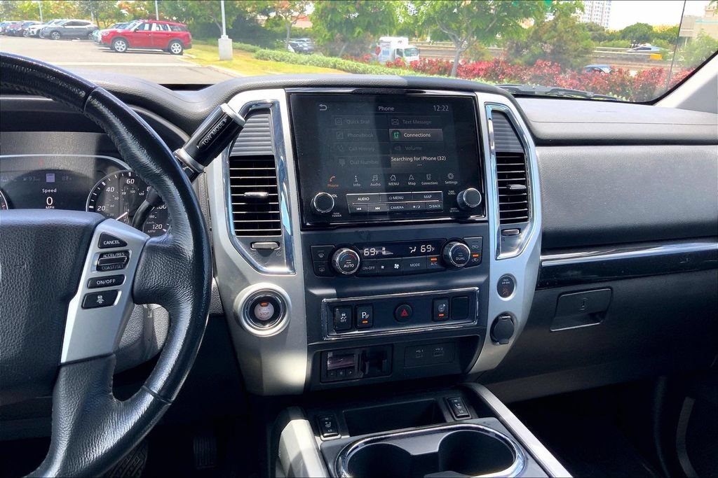 Used 2020 Nissan Titan SV w/ SV Convenience Package RWD image 6