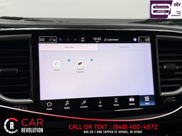 Used 2021 Chrysler Pacifica Touring-L image 34