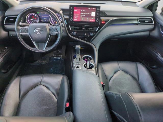 Used 2022 Toyota Camry XLE image 18