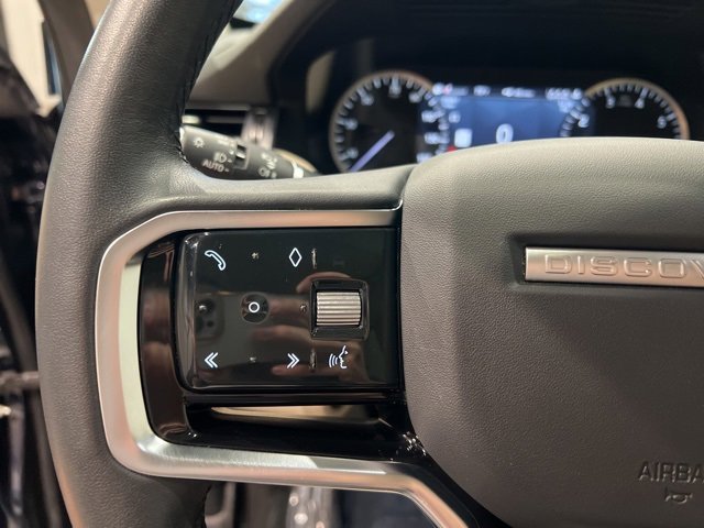 Used 2023 Land Rover Discovery Sport S image 32