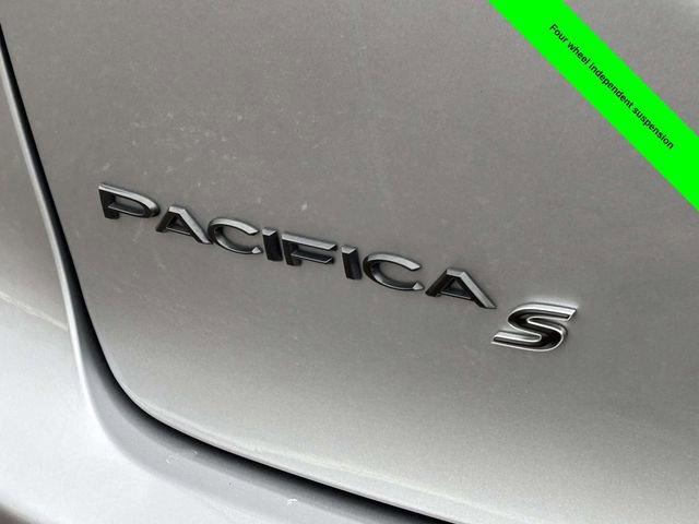 Used 2019 Chrysler Pacifica Touring-L w/ S Appearance Package image 40