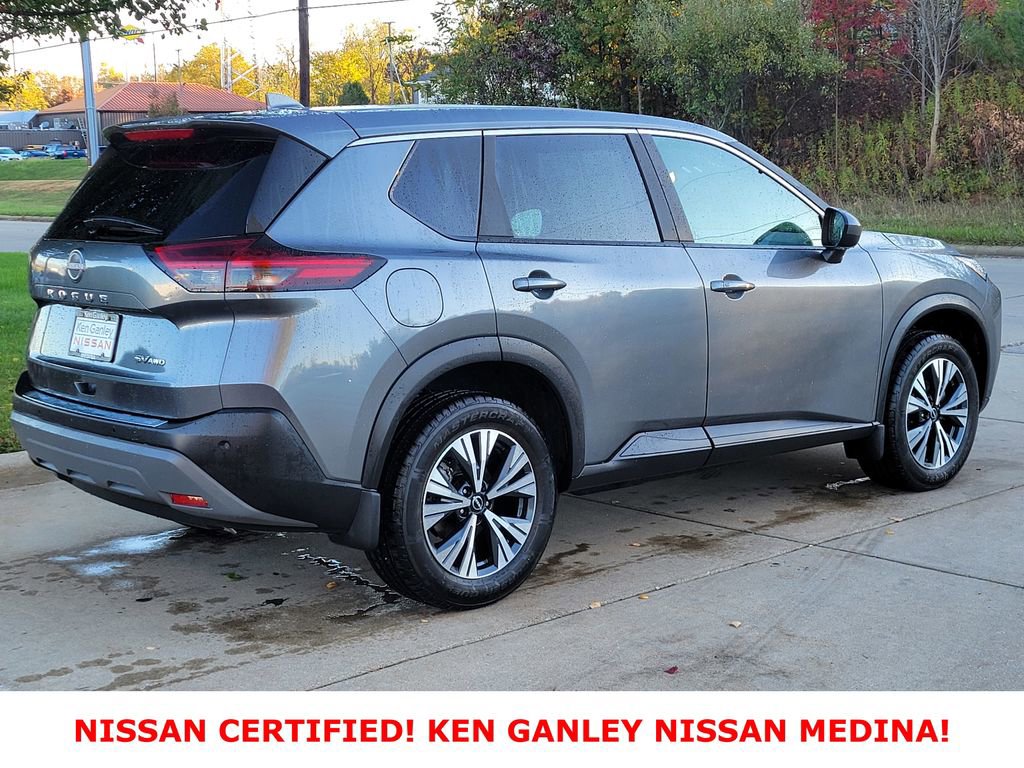Certified 2023 Nissan Rogue SV image 3