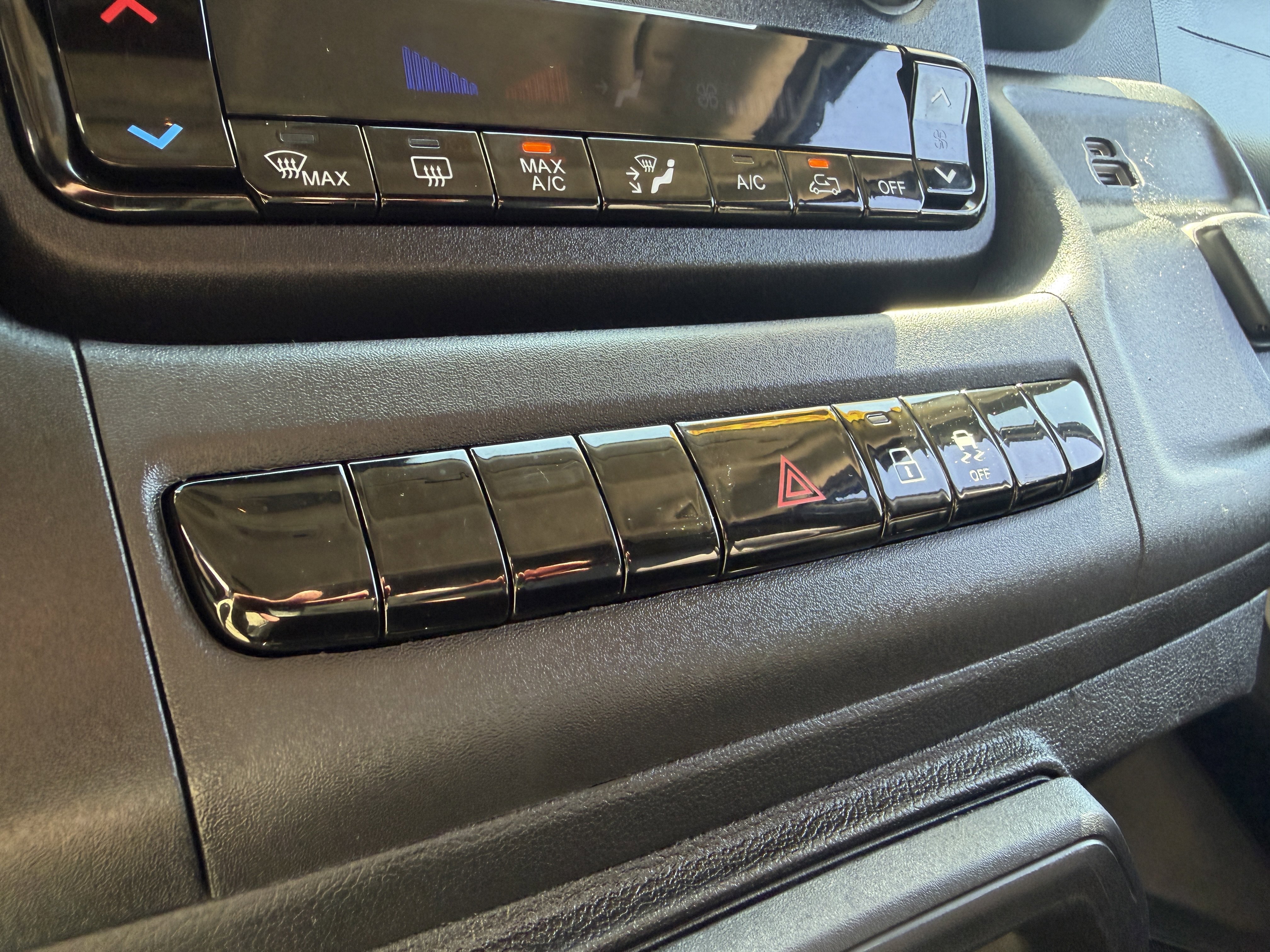 Used 2023 RAM ProMaster 2500 image 36