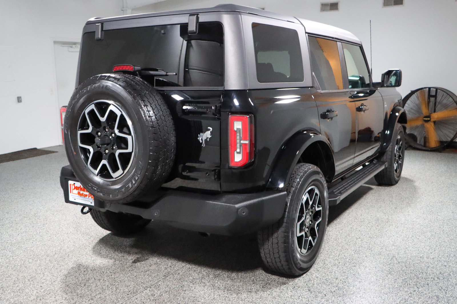 Used 2022 Ford Bronco Outer Banks AWD/4WD image 7