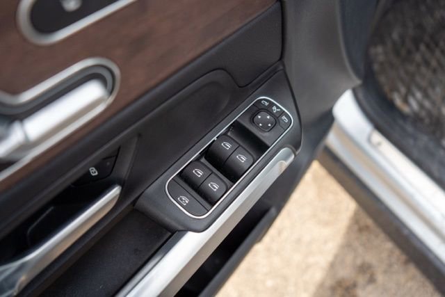 Used 2023 Mercedes-Benz GLB 250 4MATIC image 16