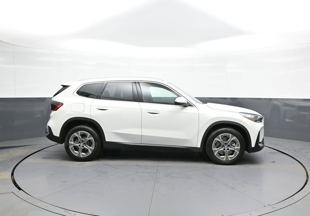 Used 2023 BMW X1 xDrive28i w/ Convenience Package AWD/4WD image 5