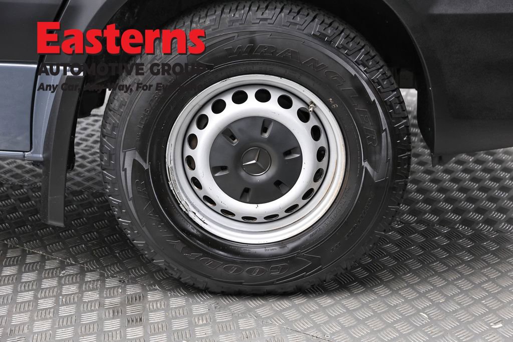 Used 2018 Mercedes-Benz Sprinter 144 Cargo image 28