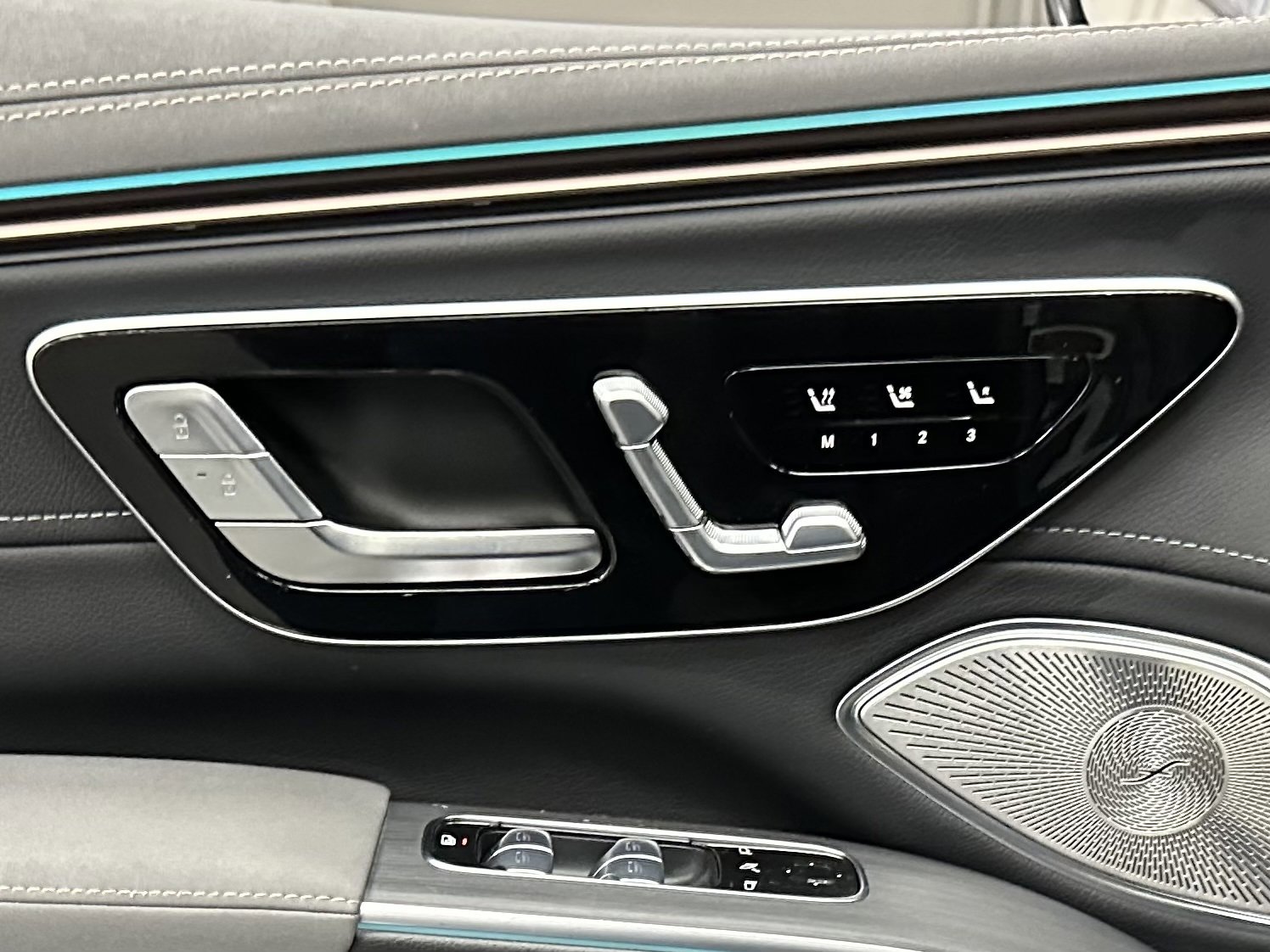 Certified 2023 Mercedes-Benz EQS 580 4MATIC SUV image 19