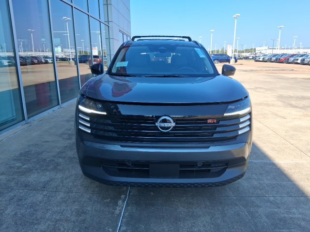 New 2027 Nissan Kicks SR w/ Cold Weather Package FWD image 3