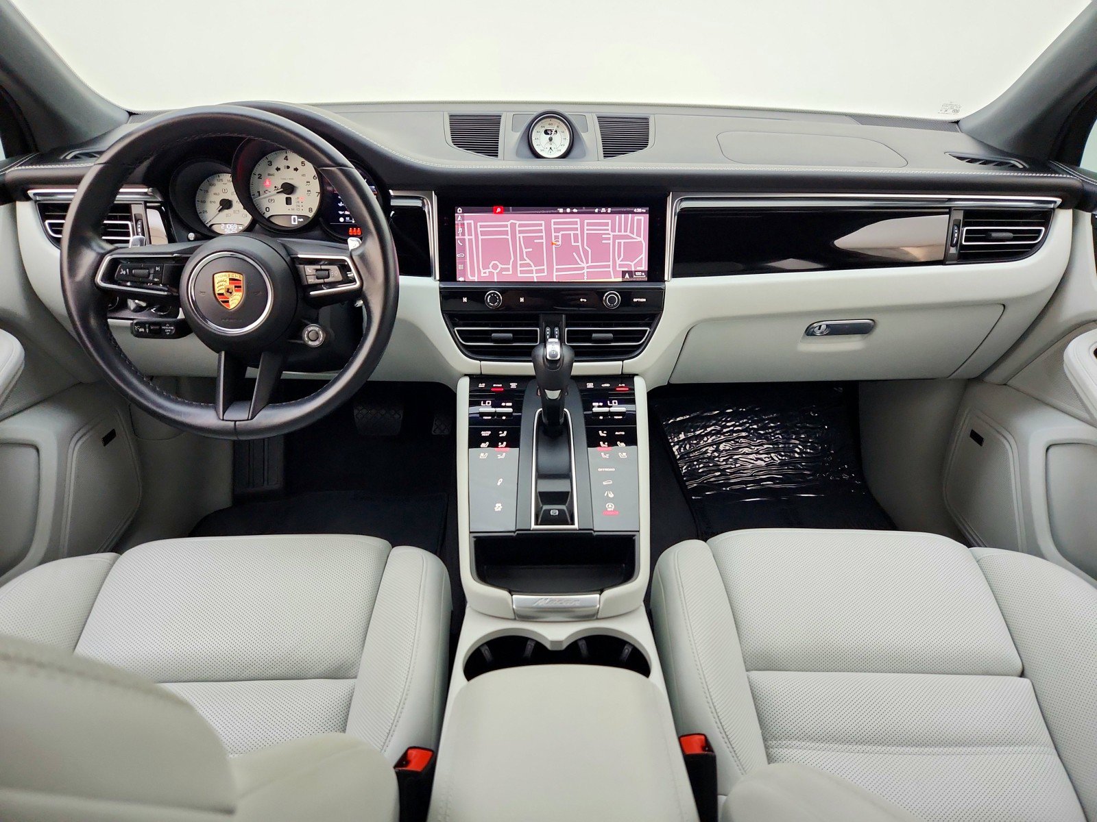 Used 2024 Porsche Macan S AWD/4WD image 24