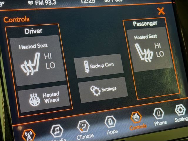 Used 2019 Jeep Cherokee Limited image 23