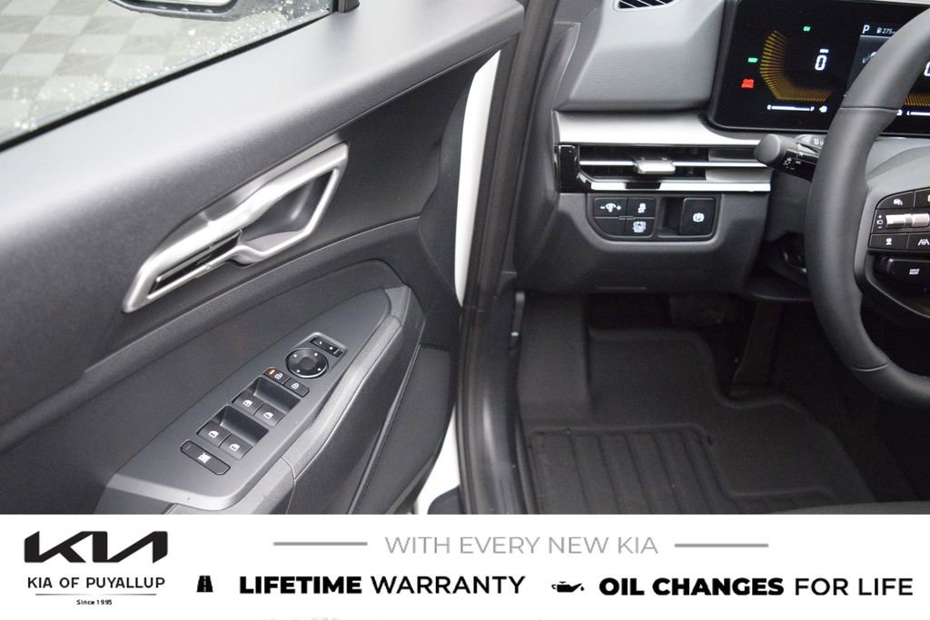 New 2026 Kia Sportage LX image 27