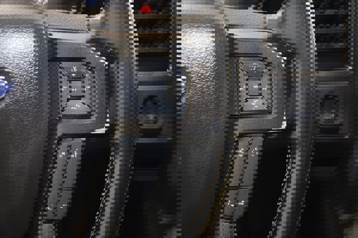 Used 2019 Ford Expedition Limited image 39