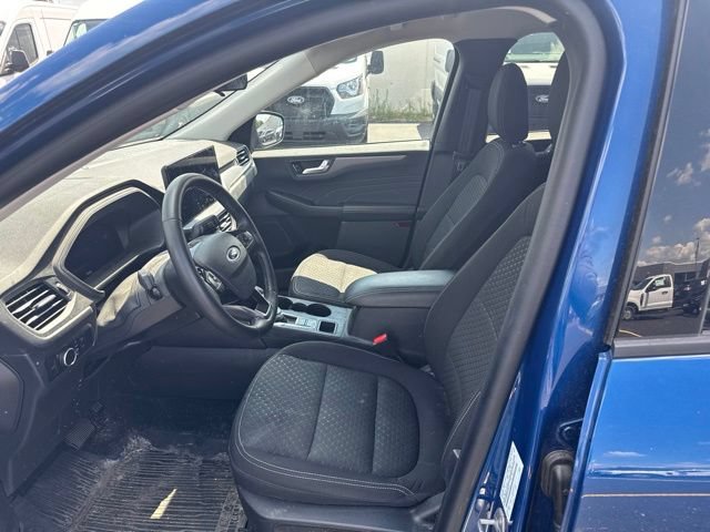 Used 2023 Ford Escape Active w/ Tech Pack #2 AWD/4WD image 9