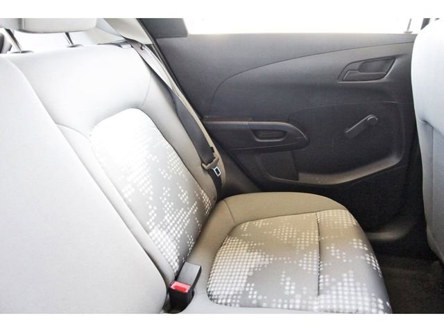 Used 2020 Chevrolet Sonic LT w/ Decal Package FWD image 10