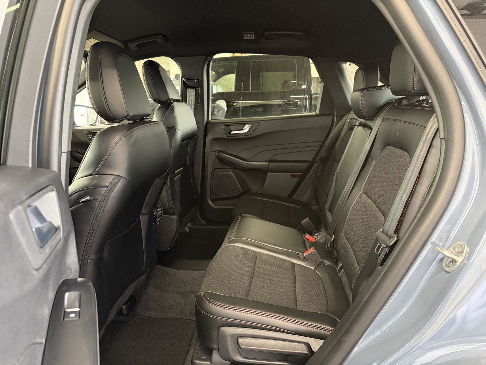 New 2026 Ford Escape ST-Line w/ Tech Pack #1 image 17