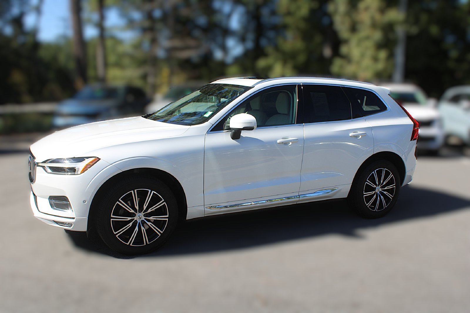 Used 2021 Volvo XC60 T5 Inscription w/ Advanced Package AWD/4WD image 4