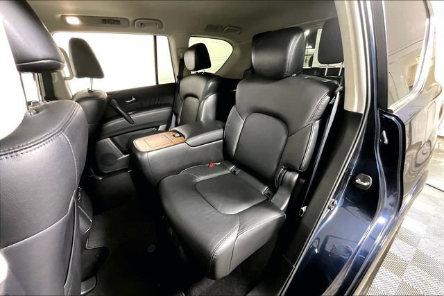 Used 2024 Nissan Armada SL w/ Captain's Chairs Package image 26