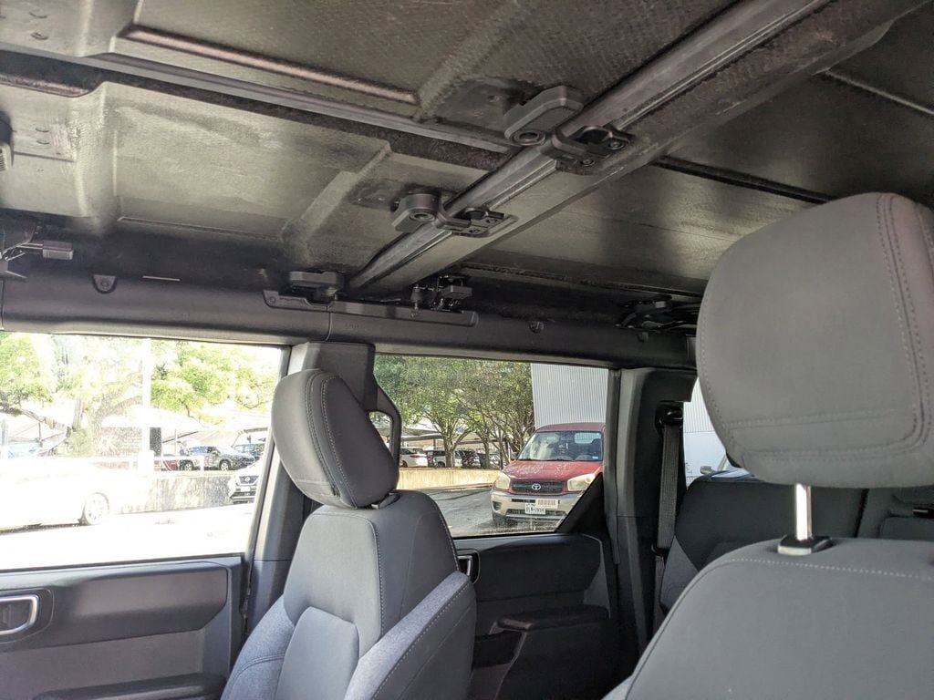 Used 2025 Ford Bronco Big Bend AWD/4WD image 14