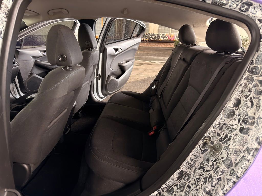 Used 2017 Chevrolet Cruze LT w/ Convenience Package FWD image 23
