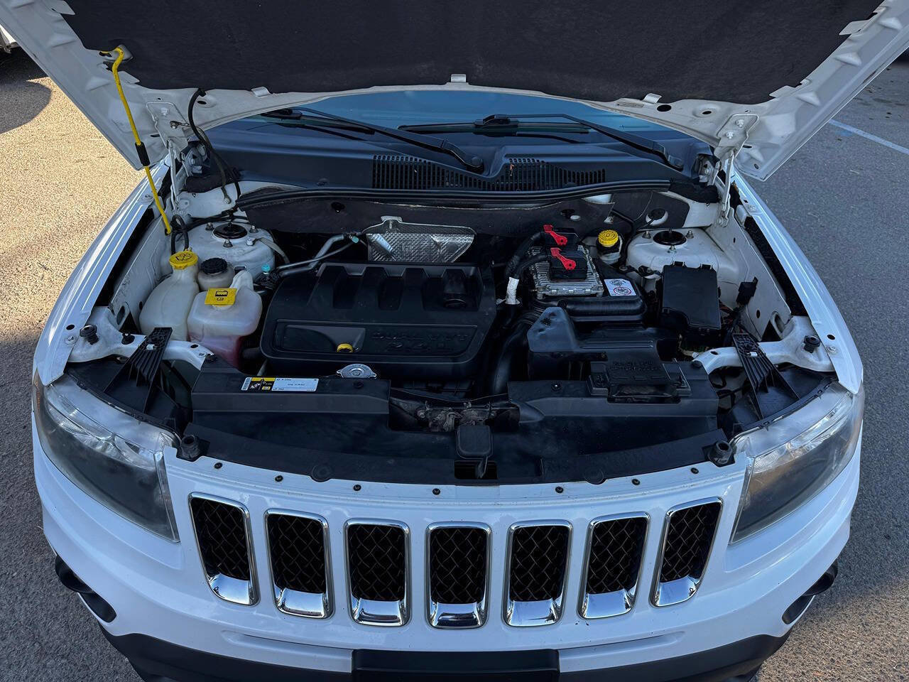 Used 2014 Jeep Compass Sport w/ Power Value Group image 27