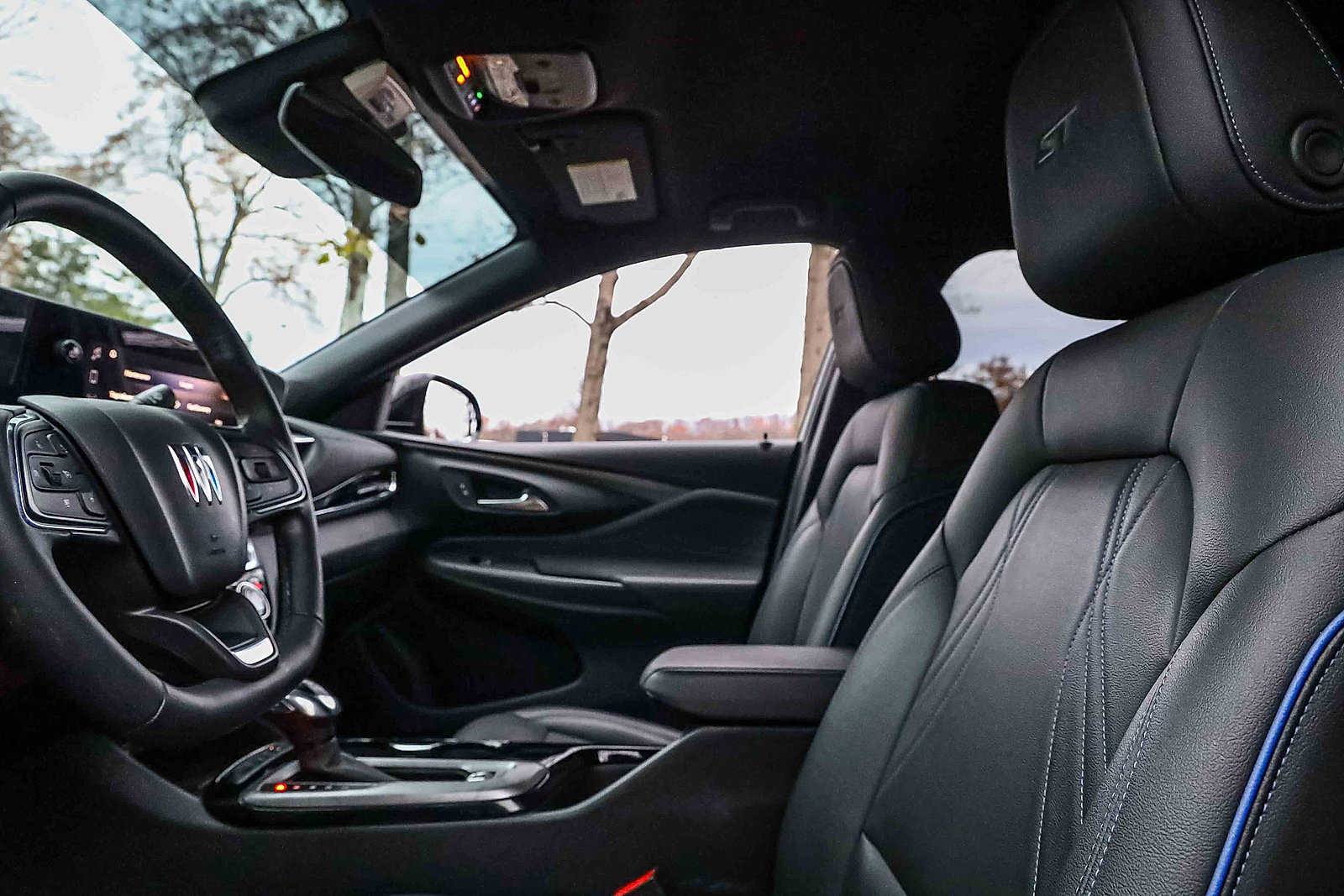 Used 2024 Buick Envista Sport Touring w/ Convenience I Package image 8